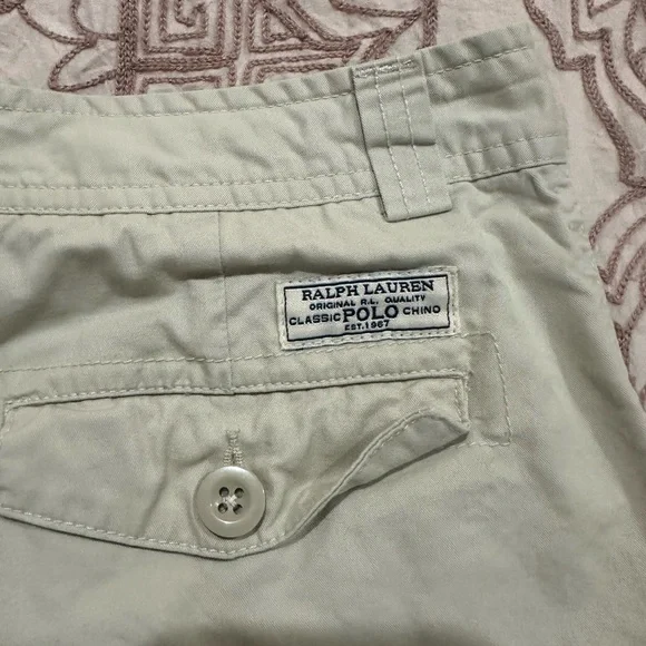 Kids Polo Ralph Lauren Cargo Shorts like new only wore once - Picture 3 of 4